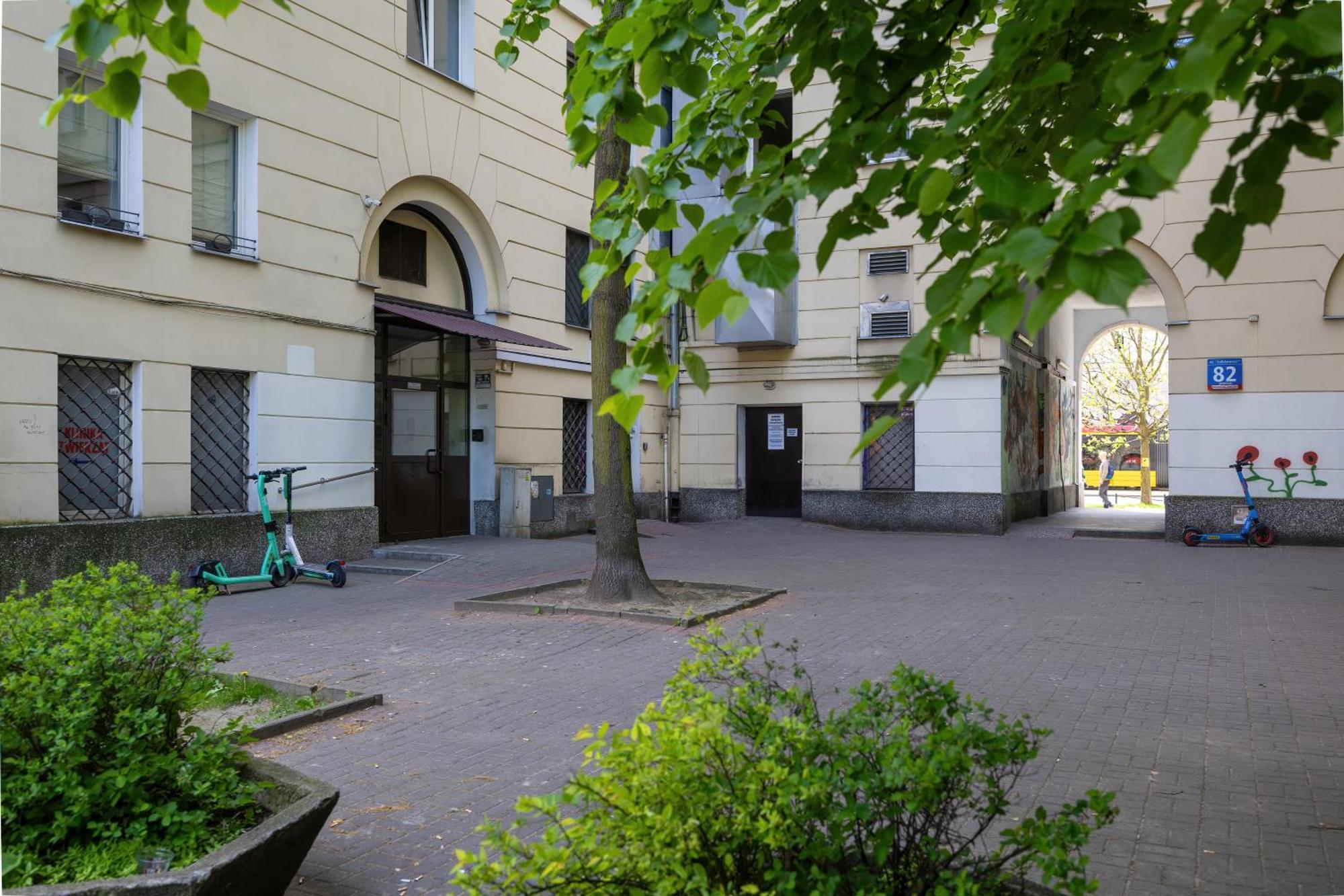 J&W Apartments Studio Solidarnosci Varsovie Extérieur photo